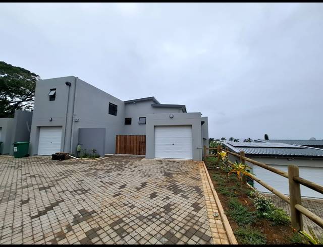 2 BEDROOM TOWNHOUSE FOR SALE IN SHAKAS ROCK